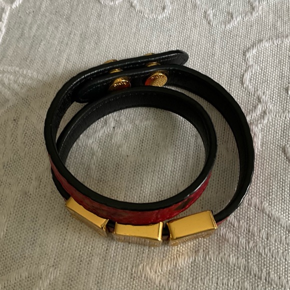 MCM Authentic Red Double Wrap Leather Bracelet - Picture 4 of 13